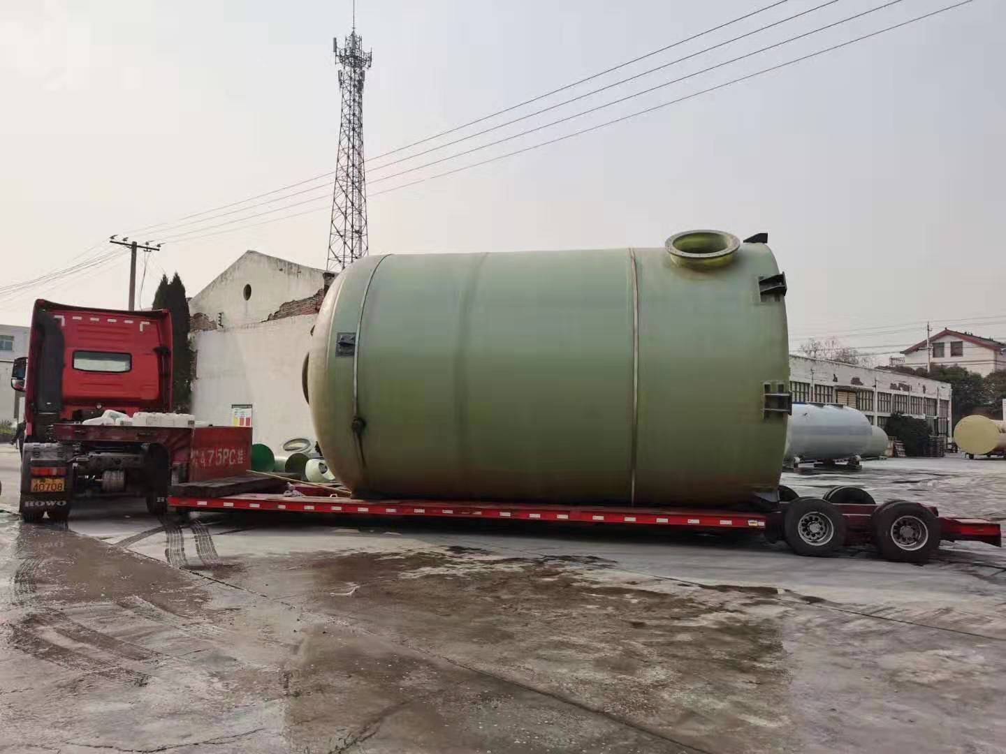 药厂蘑菇视频下载渠道罐装车发往现场